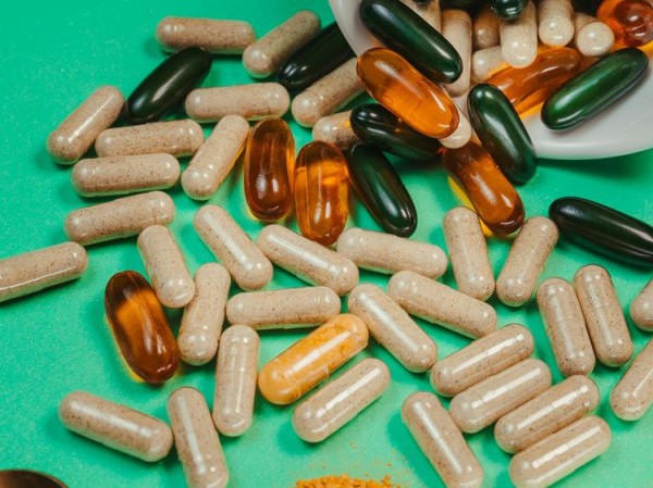 藏红花泡茶能减肥？科学解析其真实效果与风险