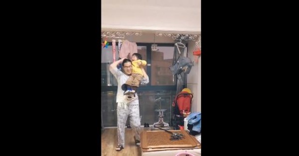 家庭中常见几种亲子互动模式，提升亲子品质，你跟孩子做过几个？