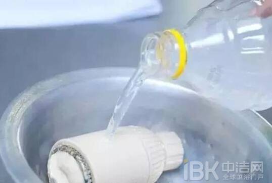 浴室清洁保养更轻松 这些自制的清洁剂很管用