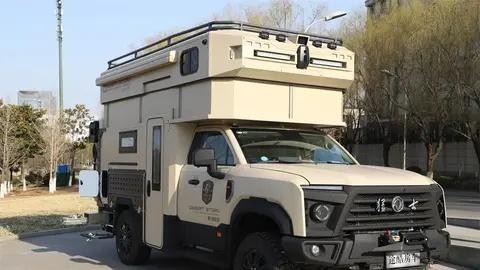 越野大哥范儿！东风猛士房车，6.7T动力上路超霸气-有驾