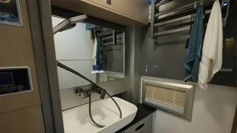 越野大哥范儿！东风猛士房车，6.7T动力上路超霸气-有驾