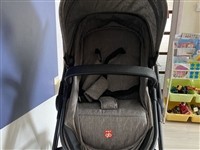 好孩子婴儿车,原价900购入。八九成新,300出