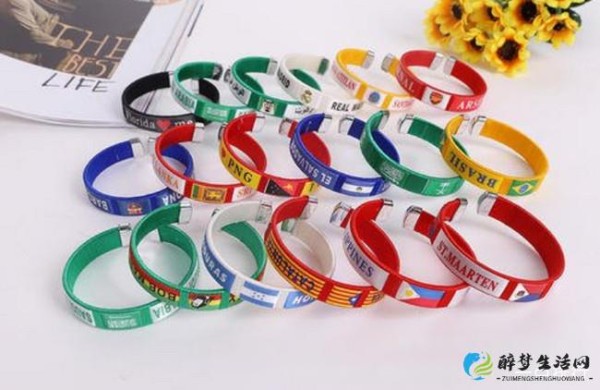 足球纪念品‍