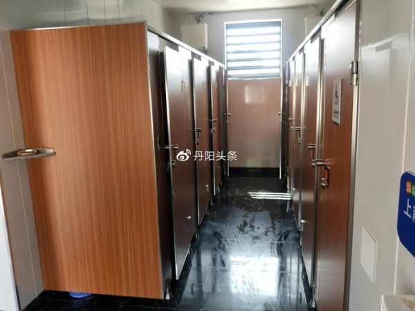公厕升级改造 环境焕然一新