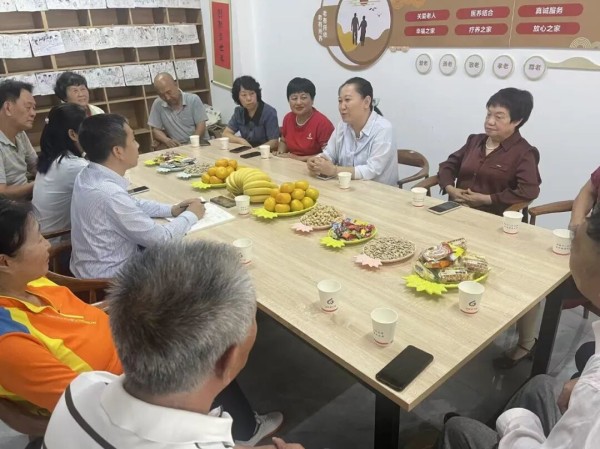 陈辉参加老漂座谈会