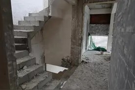 全屋墙皮铲除图片