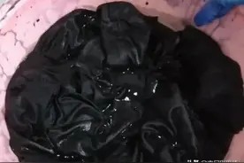 衣服被84消毒液侵腐变了色,用这种方法修复了,颜色和原来一样图片