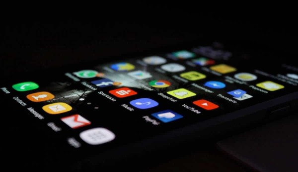 轻松组织 Android 手机上的应用程序