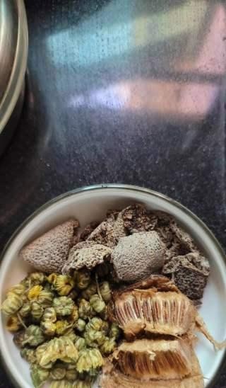 品味罗汉果胎菊茶的健康之道（以新鲜罗汉果胎菊茶为例）