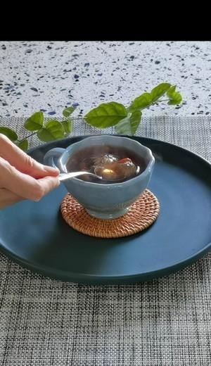 品味罗汉果胎菊茶的健康之道（以新鲜罗汉果胎菊茶为例）