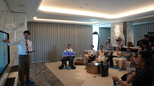 乾水湾举办沙龙探索AI智慧生活新路径​。苏晨阳摄