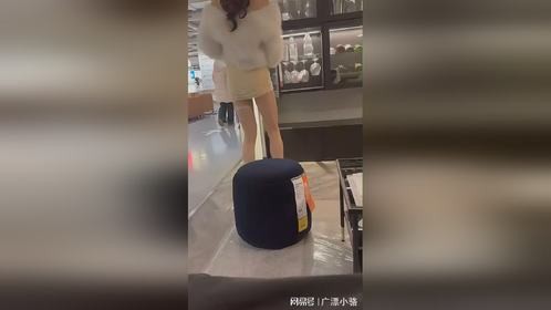 在商场偶遇背影杀手