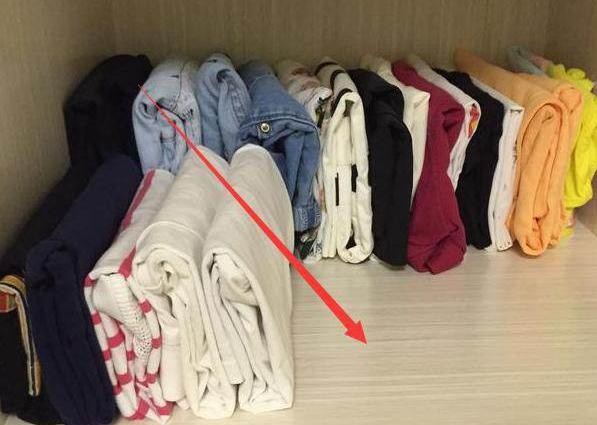 换季衣服太多怎么办？老保姆教这个方法太有用了，小衣柜也不发愁