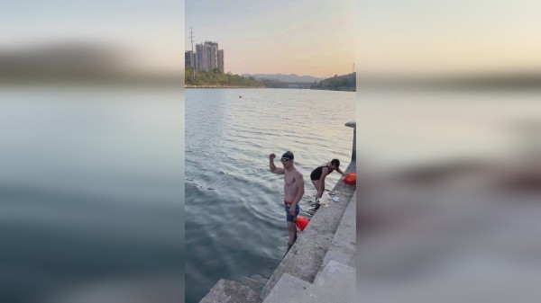 冬泳开始啦,你准备好了吗