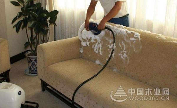 不同材质沙发清洗方法