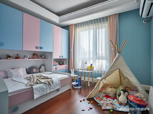 自制儿童房墙贴