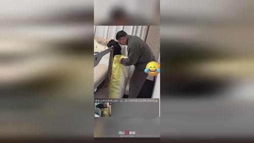 天冷了老公们开始翻衣柜了