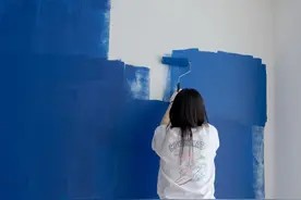 95后姑娘的“穷装”卧室火了,环保又精致,软装的力量真强大图片