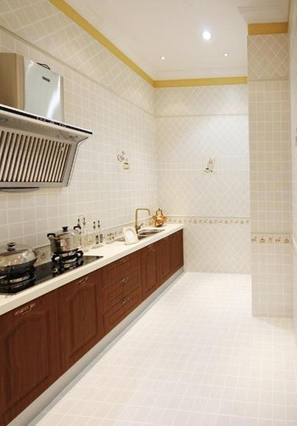 厨房瓷砖装修效果图 温馨<a class=link_word href=http://home.house365.com/ target=_blank>家居</a>案例 温馨<a class=link_word href=http://home.house365.com/ target=_blank>家居</a>案例