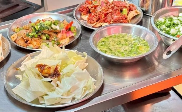 郝大姐乌龙山铁板烧加盟