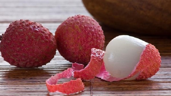 需要排毒养颜该如何是好 多吃这些食物对排毒养颜大有好处