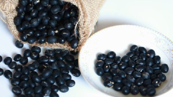 需要排毒养颜该如何是好 多吃这些食物对排毒养颜大有好处