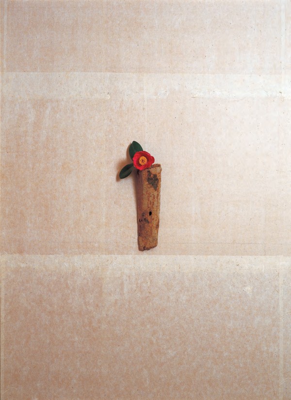 花:山茶花器:铸铁祭器 朝鲜