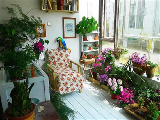 纳凉乐活两不误 七巧招打造夏季阳台