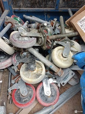 【转卖】脚手架轮子