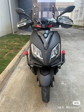 【转卖】铃木uy125踏板车