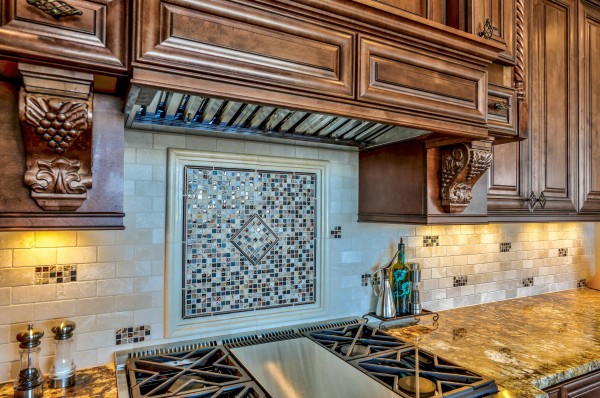 打造温馨厨房，哈尔滨橱柜的选择与保养指南