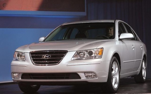 生活中常见的汽车,要如何省油呢,怎么买保险更划算-有驾