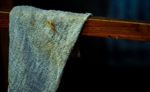 抹布上的油渍怎么清洗?用什么清洗抹布最干净?(1)