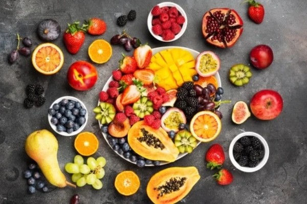 家庭水果拼盘场景