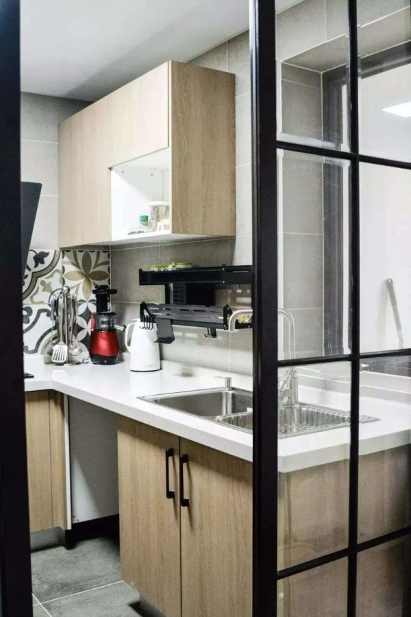 橱柜空一格，做饭更方便_1