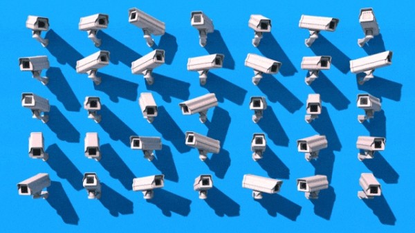 家里安装了监控摄像头的人，小心！有人可能在网上直播你家