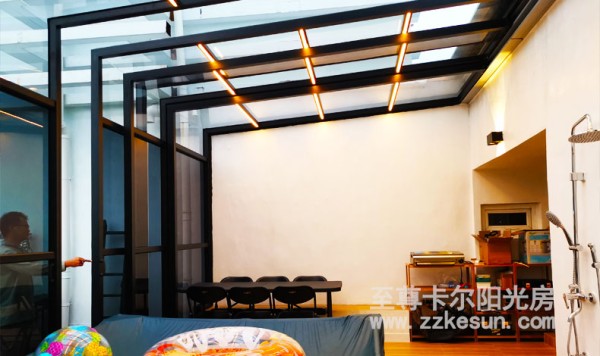 阳光房怎么照明?阳光房顶装什么灯好?至尊卡尔阳光房