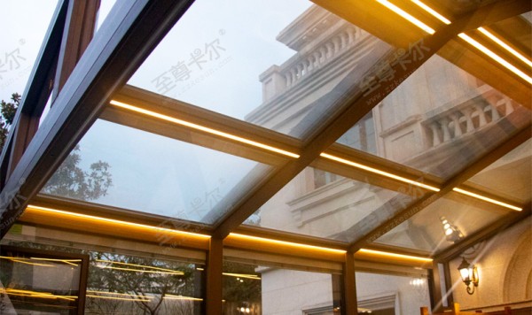 阳光房怎么照明?阳光房顶装什么灯好?至尊卡尔阳光房