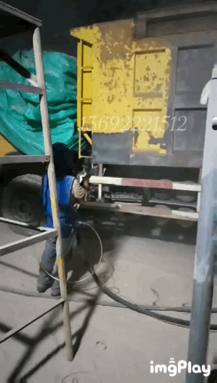 汽车车厢翻新喷砂机-有驾