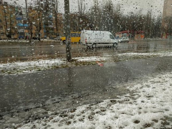 驾驶小窍门,助你成为道路达人!-有驾