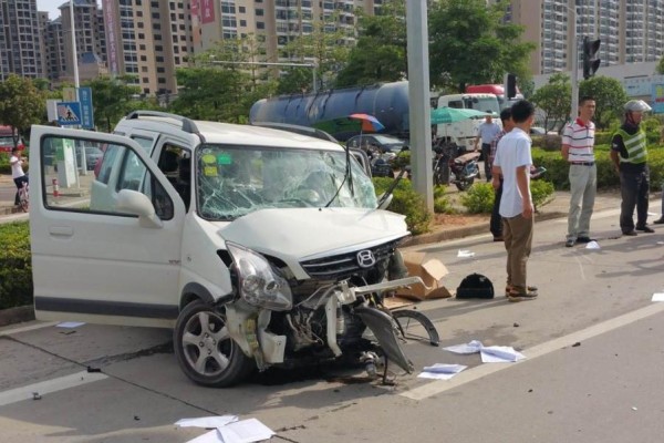新手开车太危险?其实学会这几个习惯就可以了,老司机总结的干货