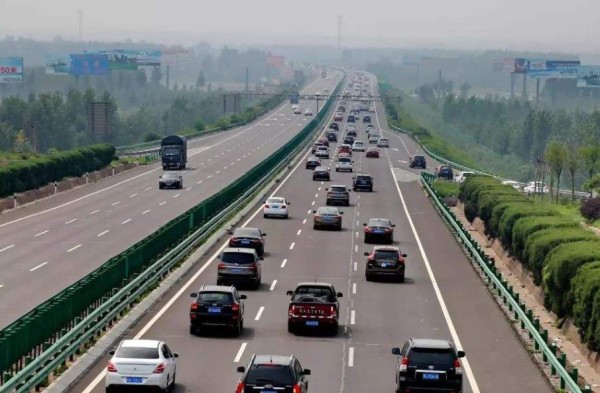 新手开车太危险?其实学会这几个习惯就可以了,老司机总结的干货