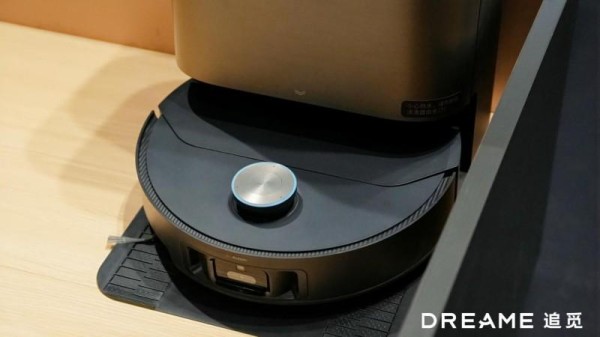 入驻高奢商圈德基广场，追觅科技九城连开十店显实力