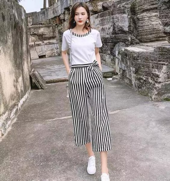 多变的季节告诉我该穿什么衣服?