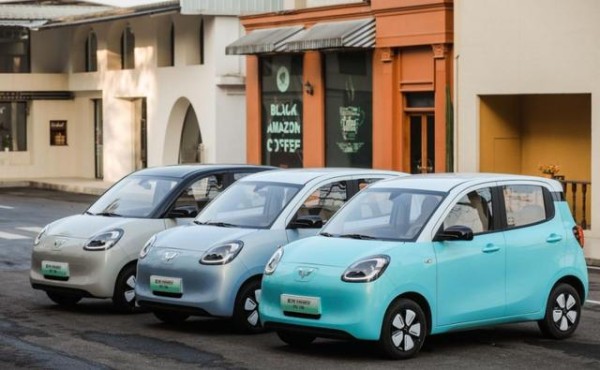 4.3万元的五菱宏光MINIEV这车到底还能不能购买?-有驾