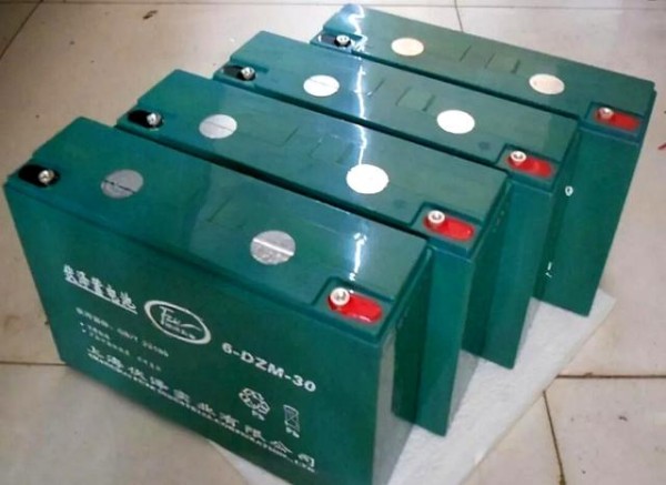 电动车充电别瞎搞，每天充电vs没电再充，电池寿命差两年-有驾