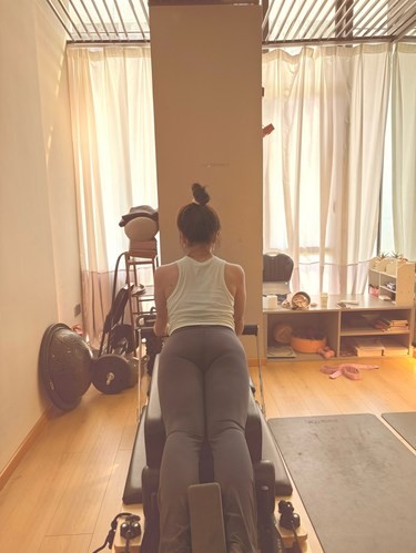 广州黄埔区瑜伽普拉提99元体验私教1+小班1