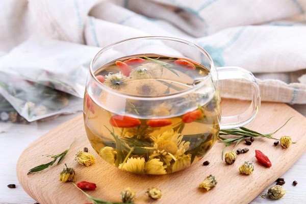 黄花枸杞茶冲泡过程示意图