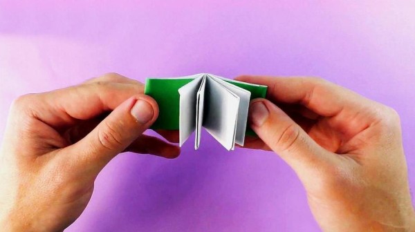 你制作非常可爱的笔筒做法很简单创意手工diy 2迷你笔记本折纸教程4