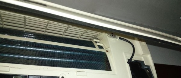 如何正确清洗美的空调滤网（简单易行的清洗方法）